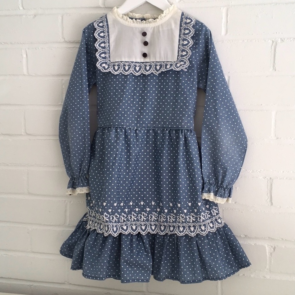 Classic Vintage Blue/White Swiss Dot Disney Sears, And Robuck Dress Size 6x